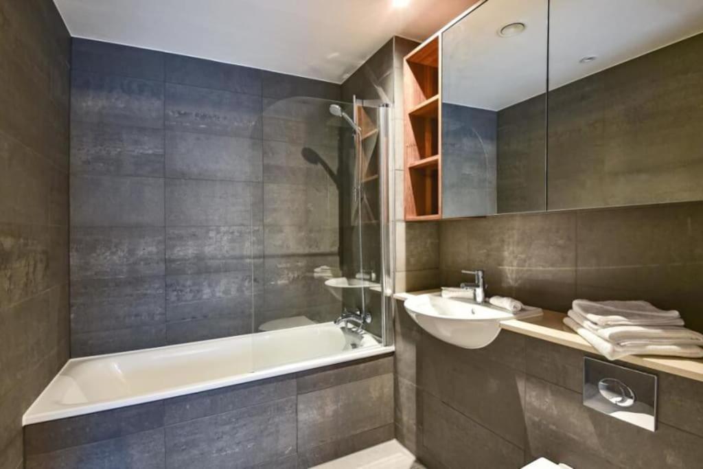 Luxury 2 Bedroom 2 Bathroom Apartment -Borough Market/ London Bridge Exterior photo